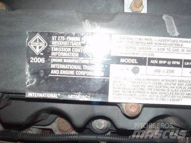 International VT275 Motory