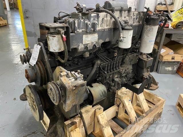 Komatsu SA6D125E-2 Motory