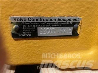 Volvo G990 Převodovka