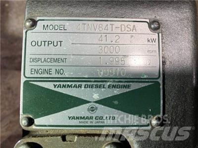 Yanmar 4TNV84T-DSA Motory