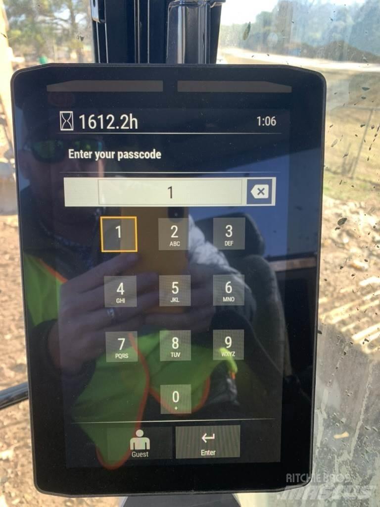 CAT 330SLR Rýpadla s dlouhým dosahem