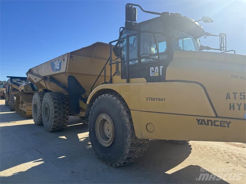 CAT 745 Kloubové dempry