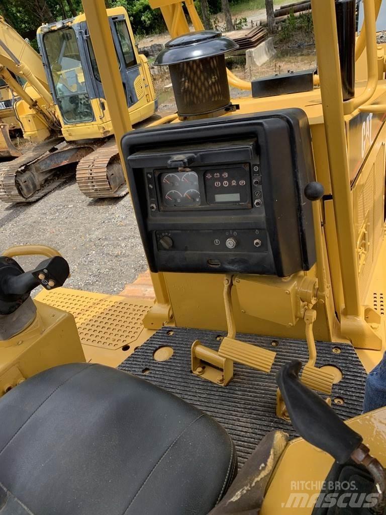 CAT D6R XL Stavebnictví - ostatní
