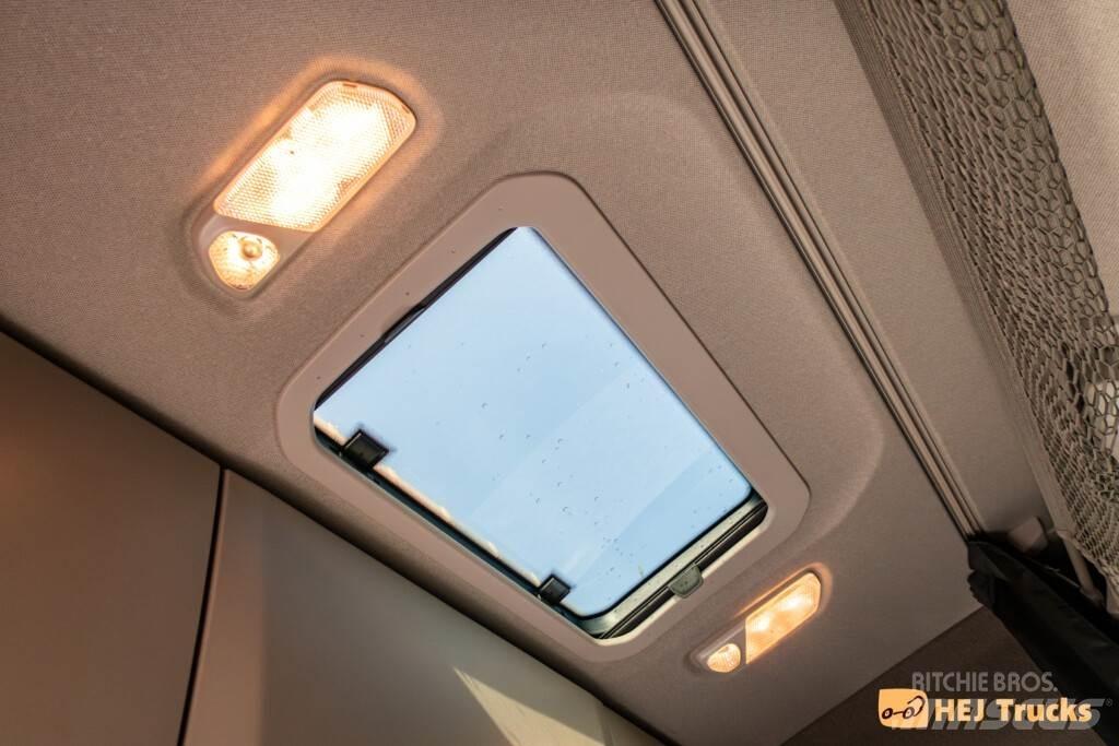 Scania R660 A6x2NB Tahače