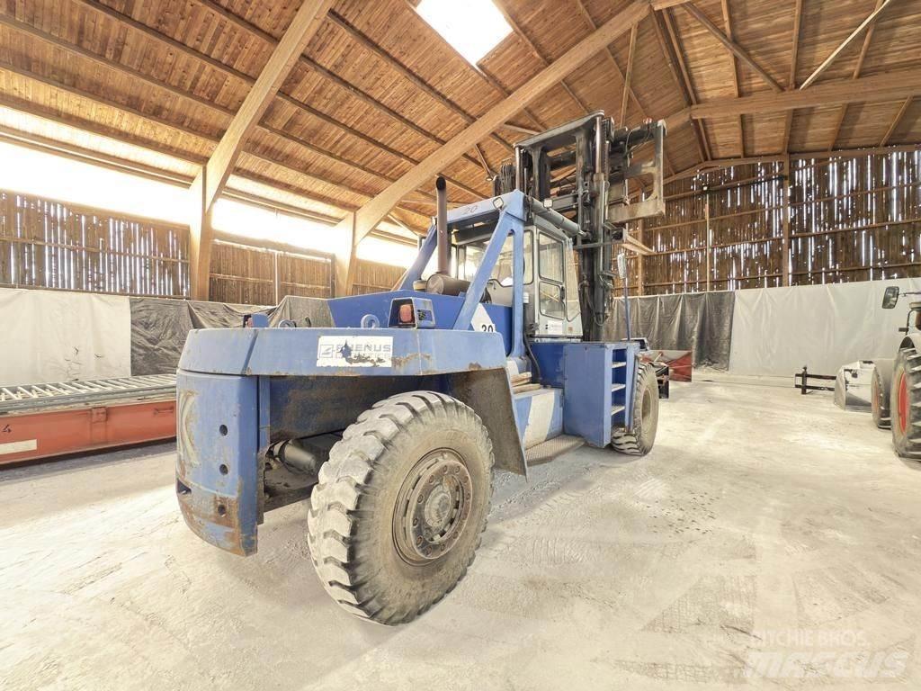 Kalmar DCD28-1200LB Dieselové vozíky