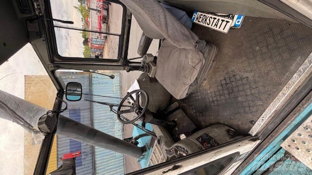 SMV SC4127TA5 Překladače kontejnerů