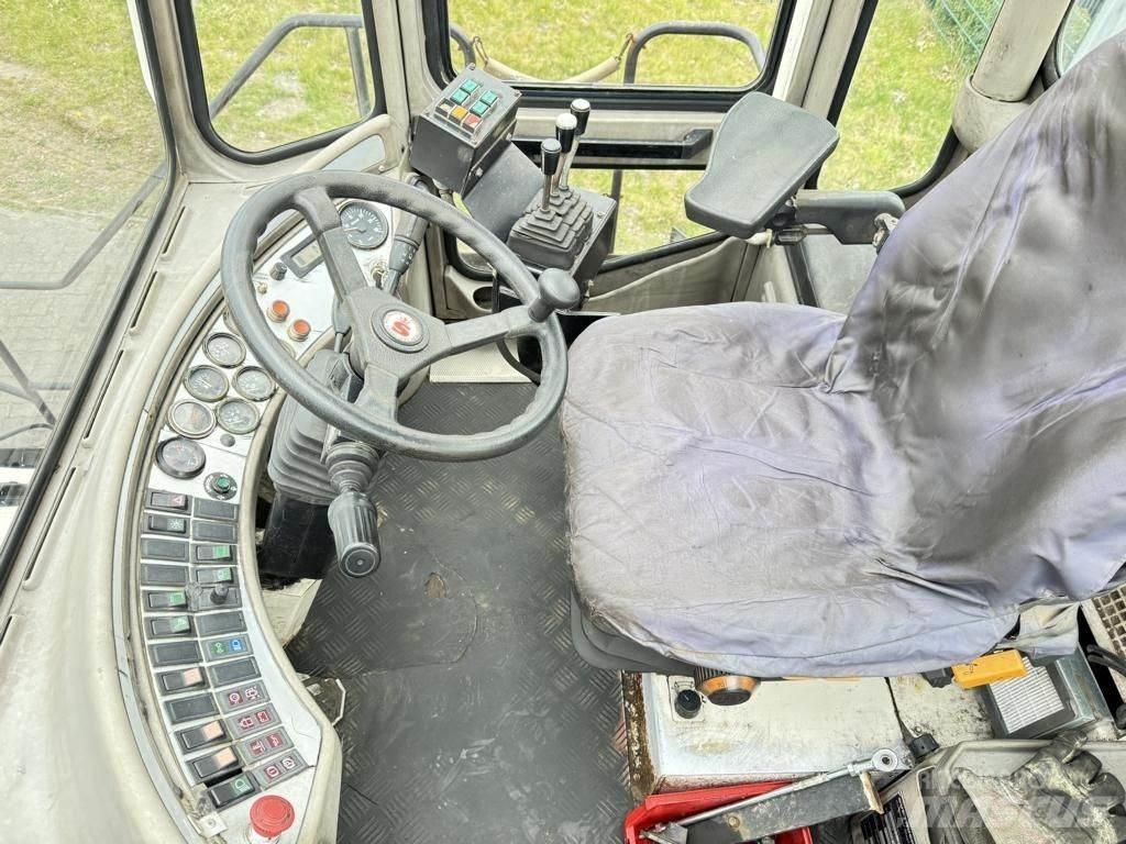 Svetruck ECS6H Kontejnerové manipulátory