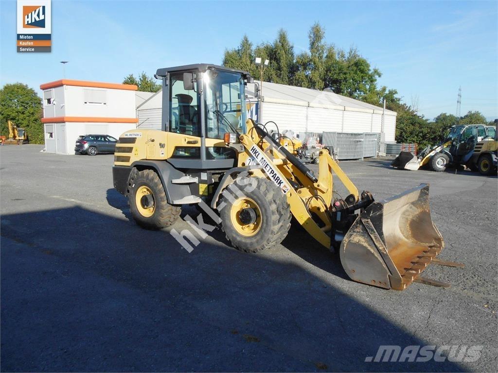 Yanmar V 80 Kolové nakladače