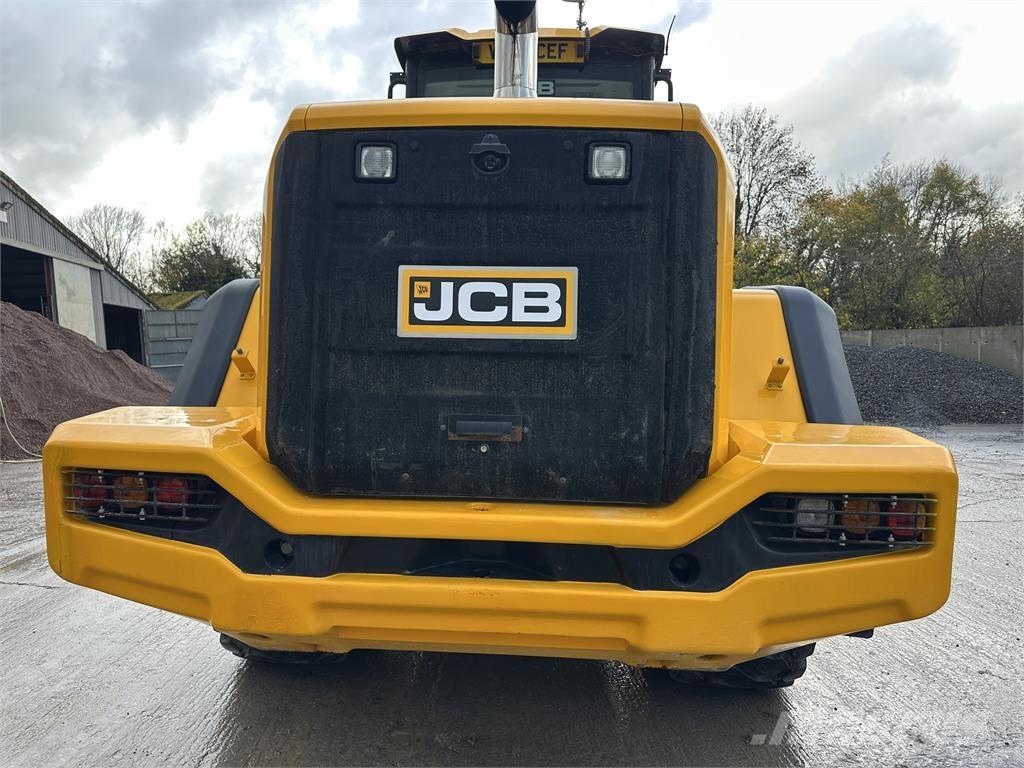 JCB 457 Agri Kolové nakladače