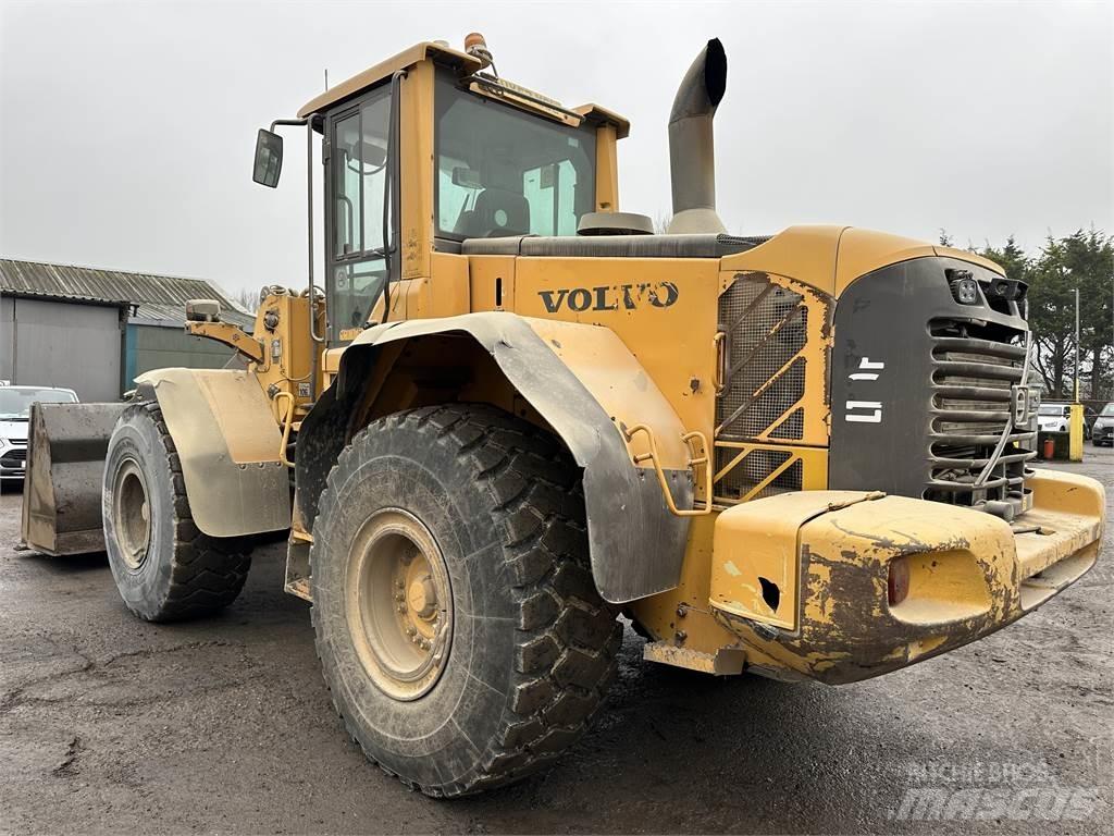 Volvo L110F Kolové nakladače
