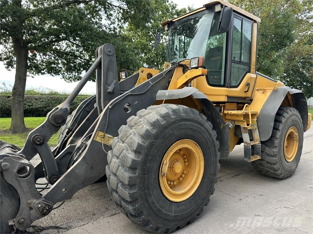 Volvo L120F Kolové nakladače