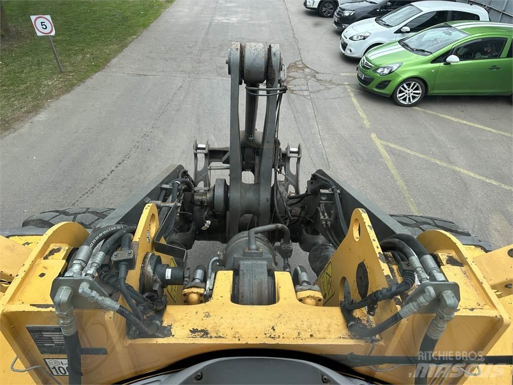 Volvo L120H Kolové nakladače