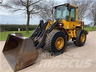 Volvo L70D Kolové nakladače