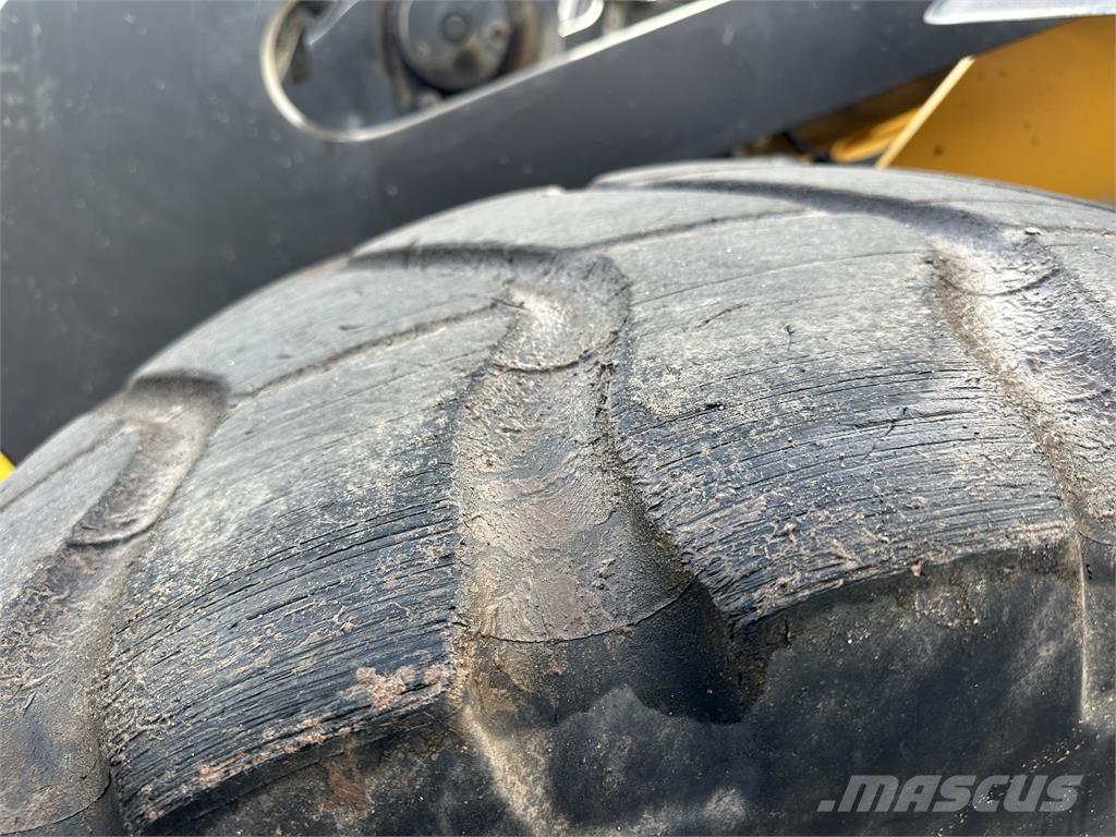 Volvo L70H Kolové nakladače