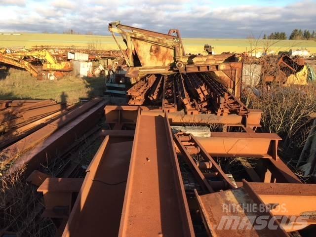  Bedding 600 ton Pracovní lodě, bárky a pontony