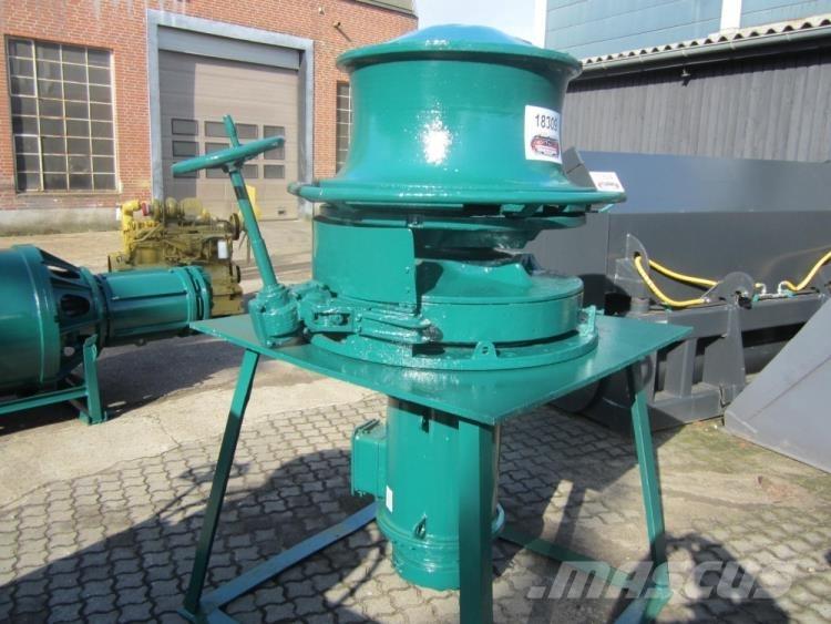  Capstan spil VEB 1AVSP 5 Navijáky, kladkostroje a stavební výtahy
