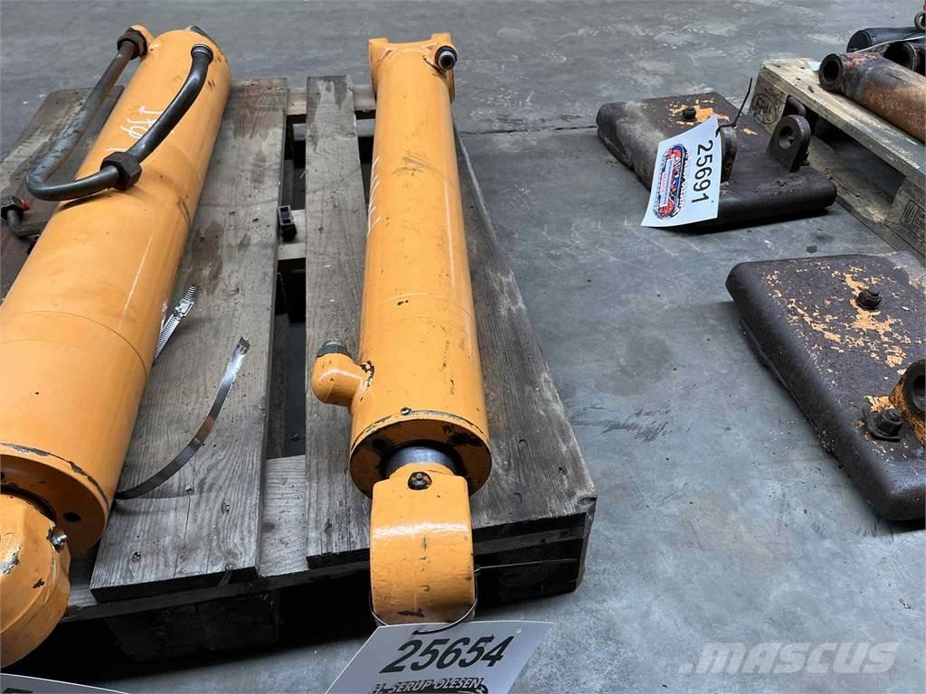 CASE 695SR armcylinder Hydraulika