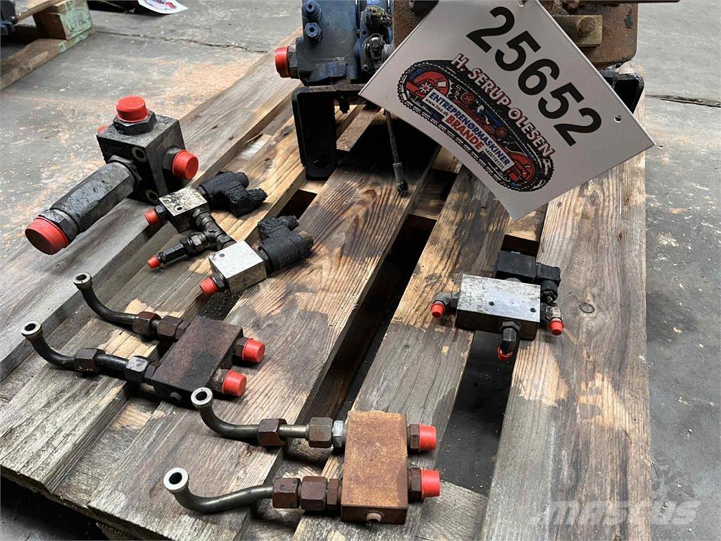 CASE 695SR manøvreventil Hydraulika