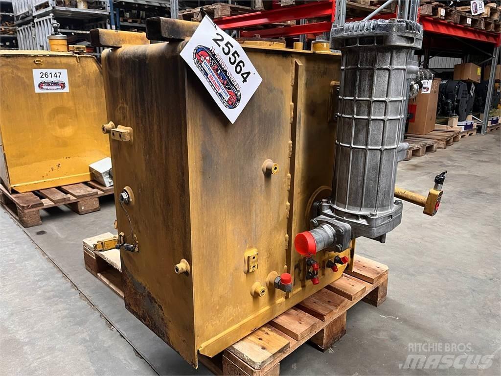 CAT 323D hydrauliktank Hydraulika