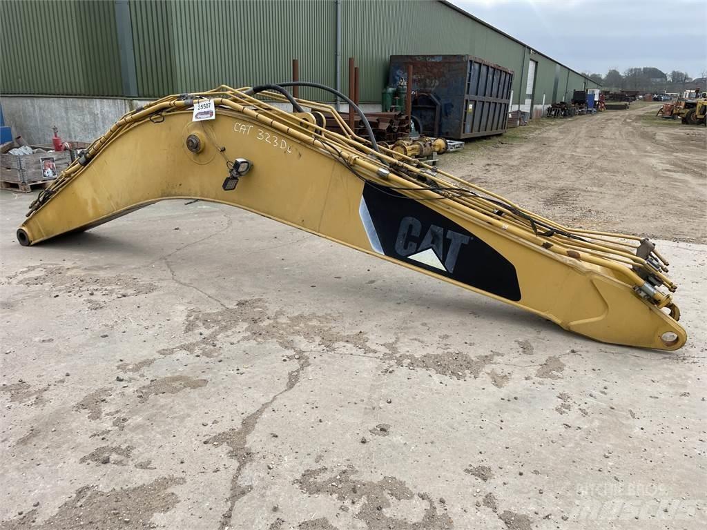 CAT 323D monobom Ostatní komponenty