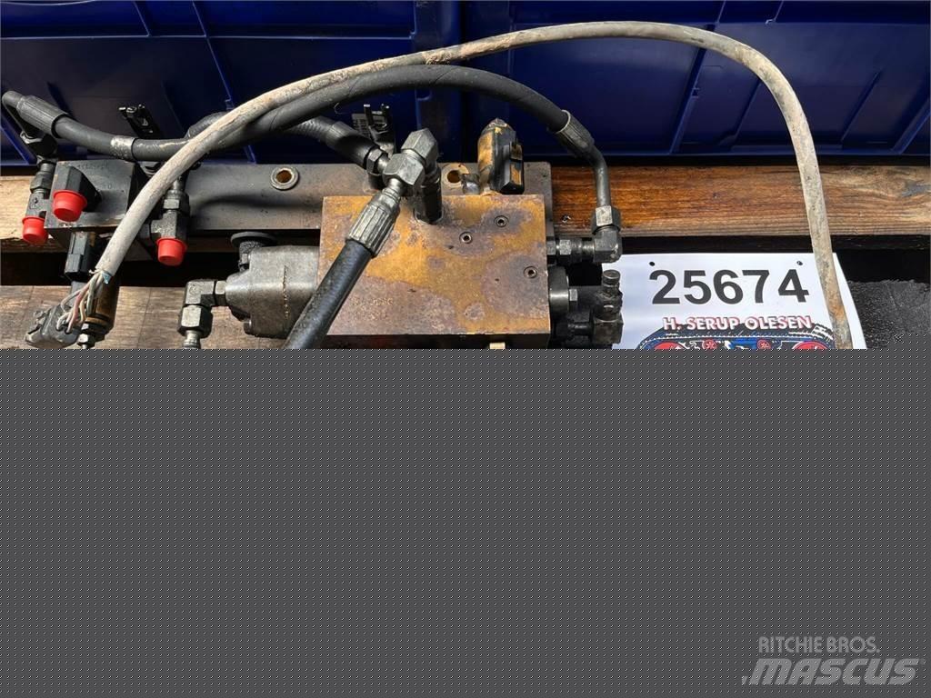 CAT 323D ventilgruppe-CON Hydraulika