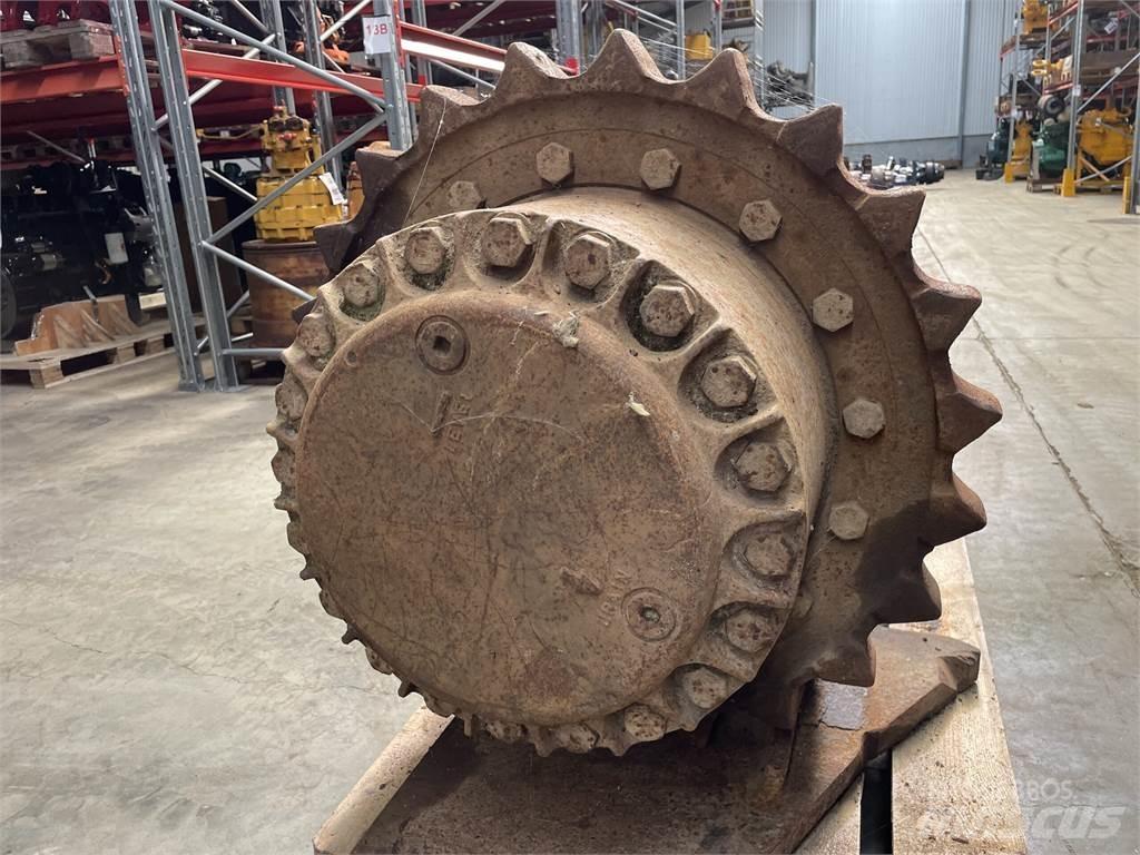 CAT 330B Køregear Převodovka