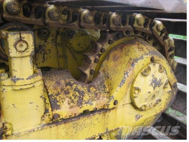 CAT D5LGP dozer, til ophug Pásové dozery