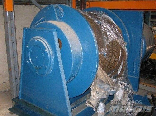 Demag spil Kladkostroje, navijáky a stavební výtahy