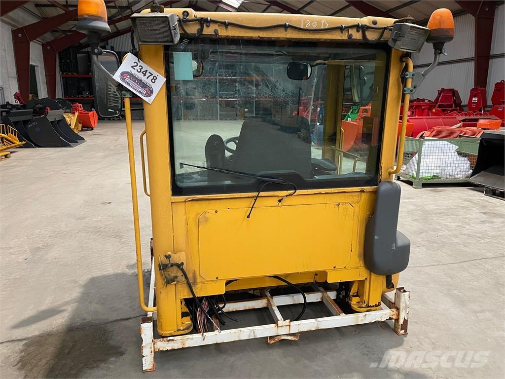  Førerhus, ex. Volvo L180D Ostatní komponenty