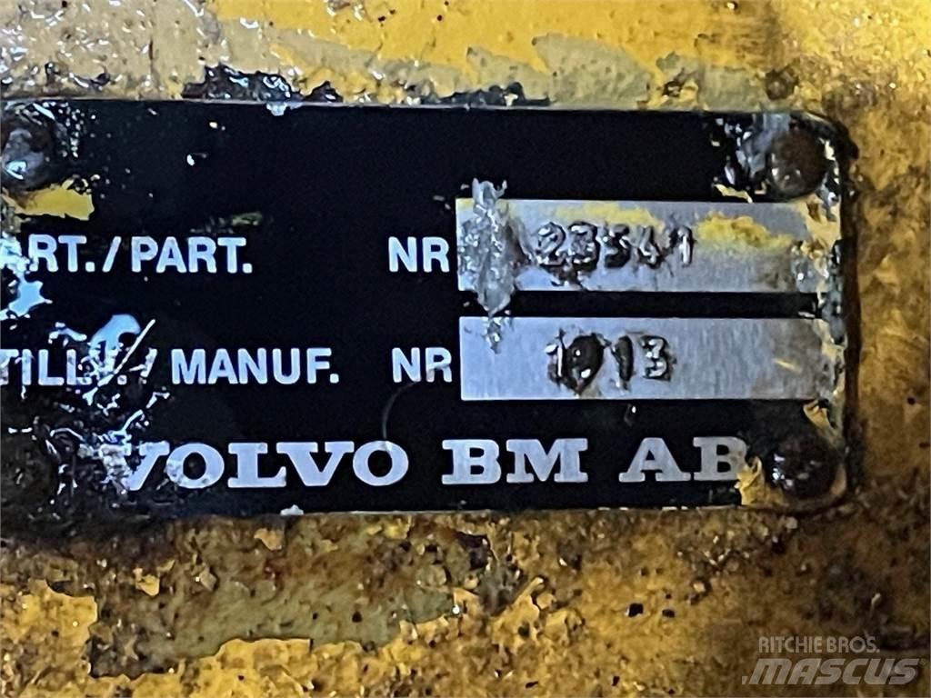  Frontaksel ex. Volvo 4400 Nápravy