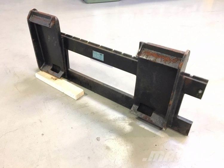  Gaffelbord 2,5 ton - Cat Vidlice