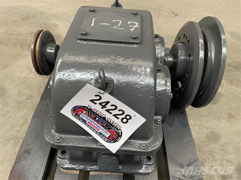  Gear - 1:27 Převodovky