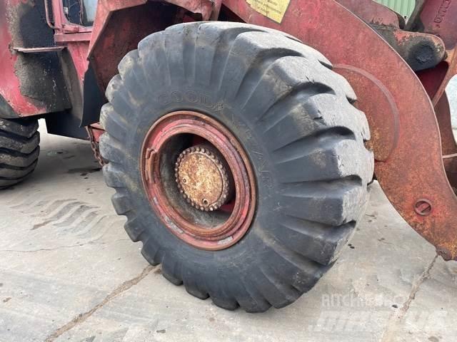 Hanomag 60E til ophug Kolové nakladače