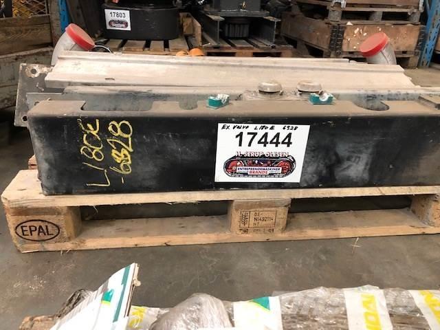  Intercooler ex. Volvo L180E Motory