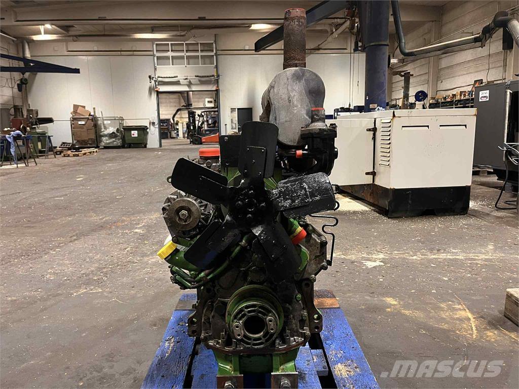 John Deere 4239DL 04 motor Motory