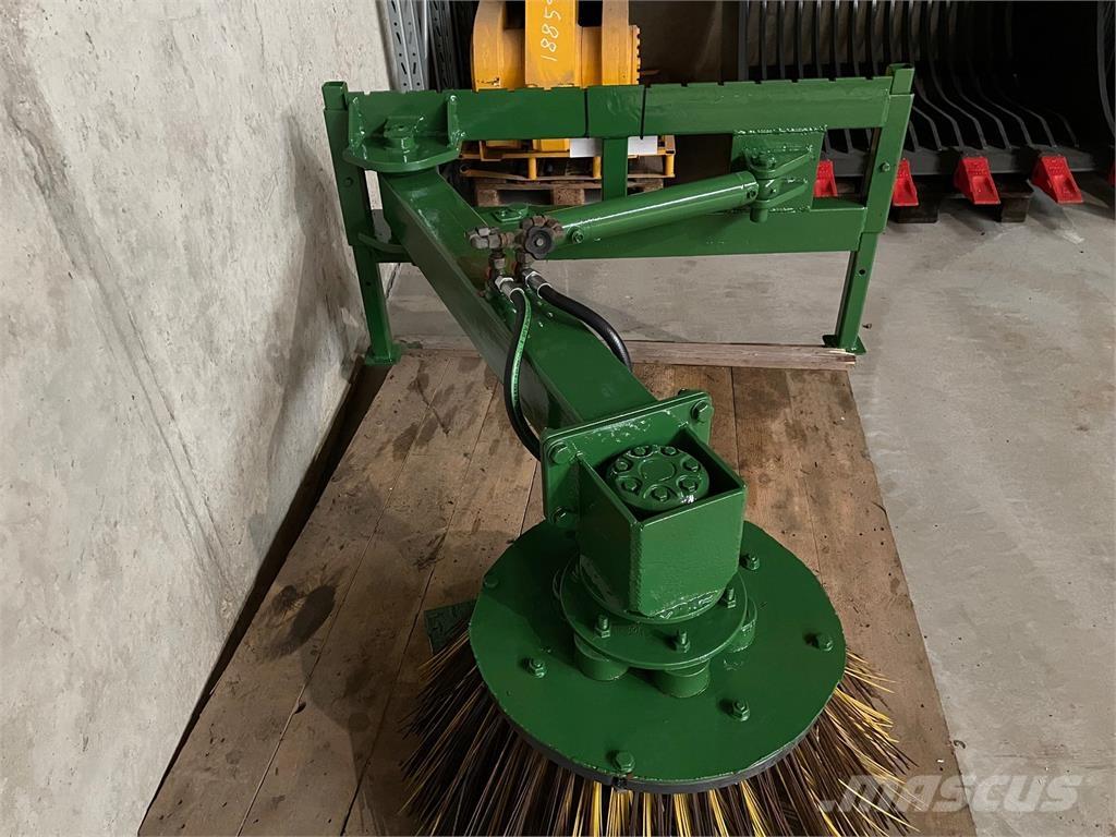  Kost med hydraulisk sving Stavebnictví - ostatní