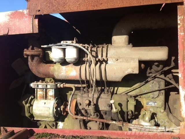 Leyland UE680 / 244 motor Motory