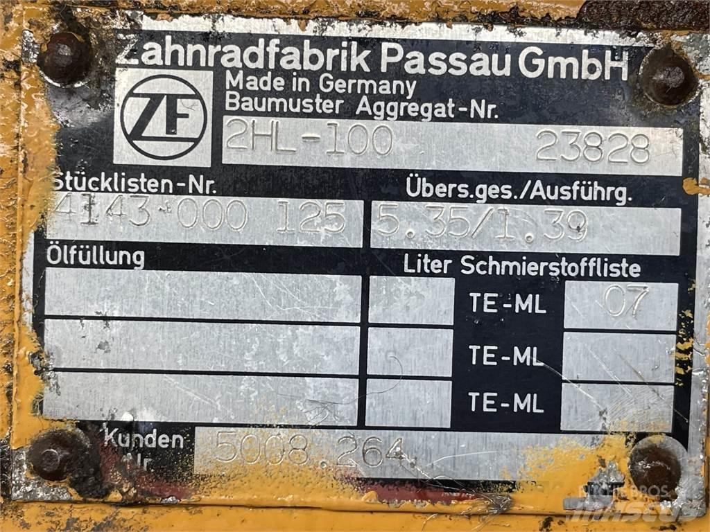 Liebherr A902 Køregear Převodovka