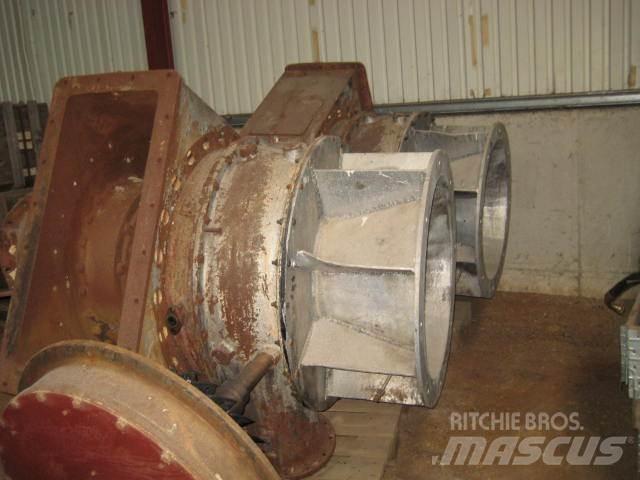 MAN 12V 32/40 turbo - 2 stk Ostatní komponenty