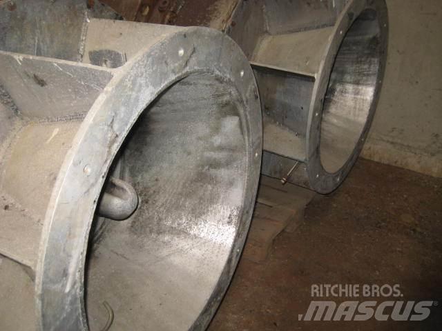 MAN 12V 32/40 turbo - 2 stk Ostatní komponenty