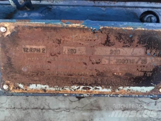 Paxman 12V 12RPH2 motor Motory
