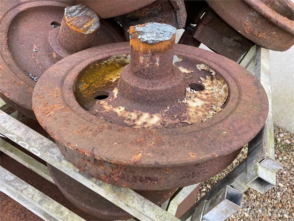  Skinnehjul, ø600 mm + flange Pneumatiky, kola a ráfky