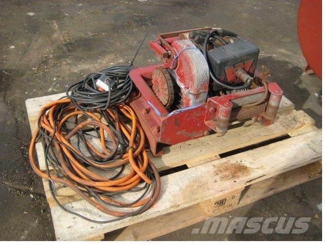  Spil - 24 volt Navijáky, kladkostroje a stavební výtahy