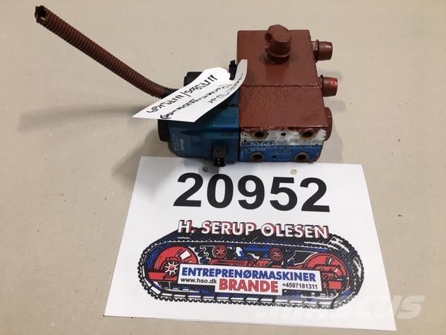  Ventilblok ex. Volvo L180E Hydraulika