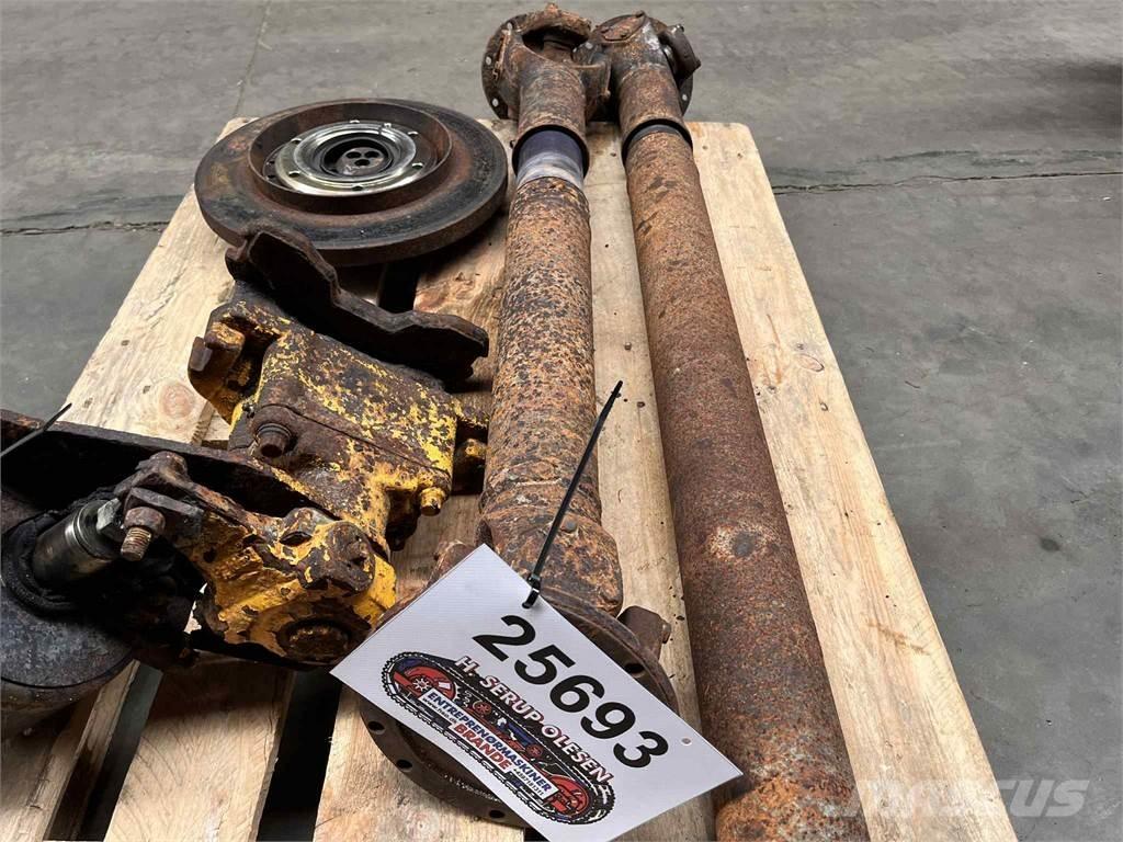 Volvo A25C 6x6 kardan Ostatní komponenty
