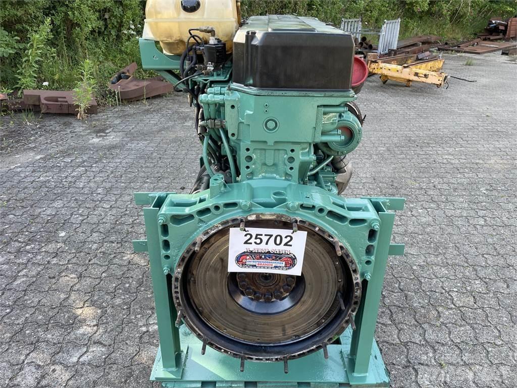 Volvo D12 motor, komplet Motory