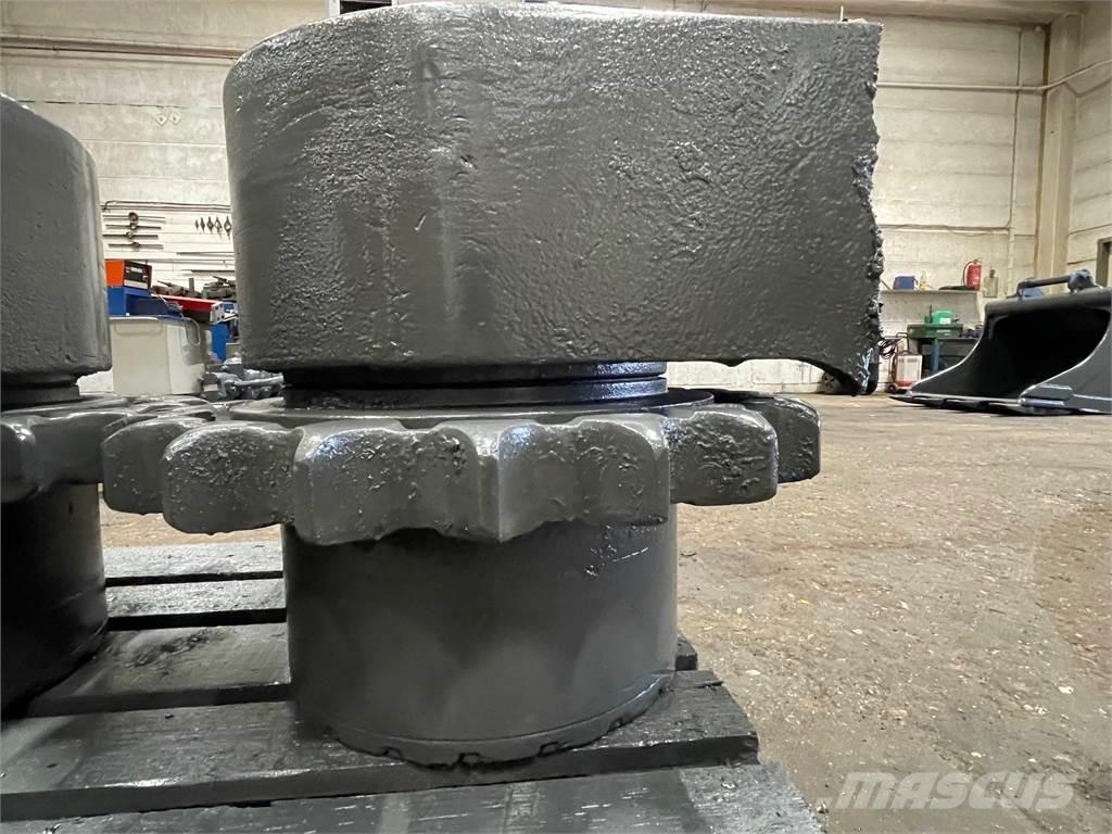 Volvo EC210LC Køregear Převodovka