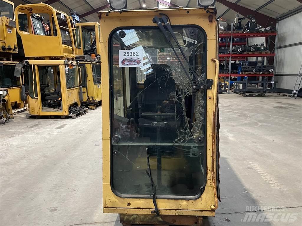 Volvo EW150 Førerhus Ostatní komponenty