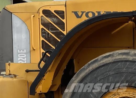 Volvo L220E højre bagskærm Ostatní komponenty