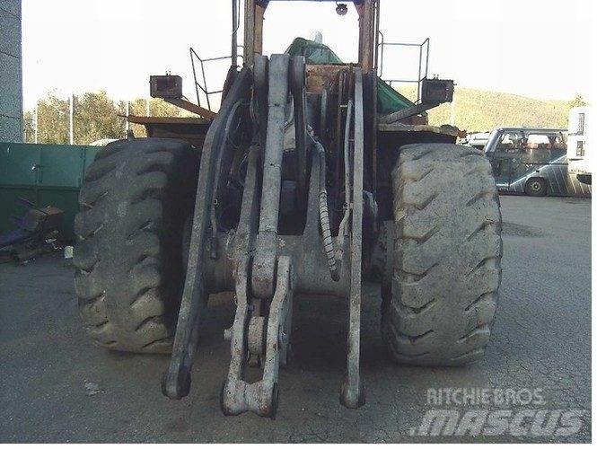 Volvo L220E til ophug Kolové nakladače